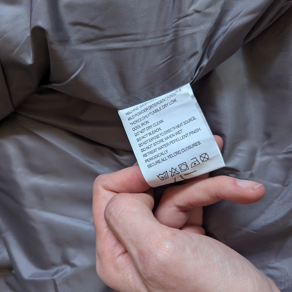 The North Face Summit Series Green Hooded Puffer Vest 110 (4-5 Approximately) - Picture 8 of 8